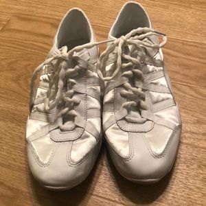 NFINITY Evolution Shoes